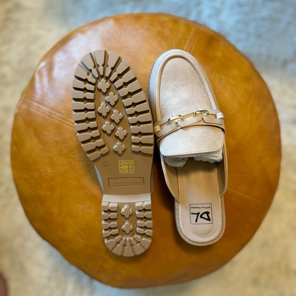 NWOB DL by Chinese Laundry Platform Backless Loafer Mule in Tan - Picture 3 of 12